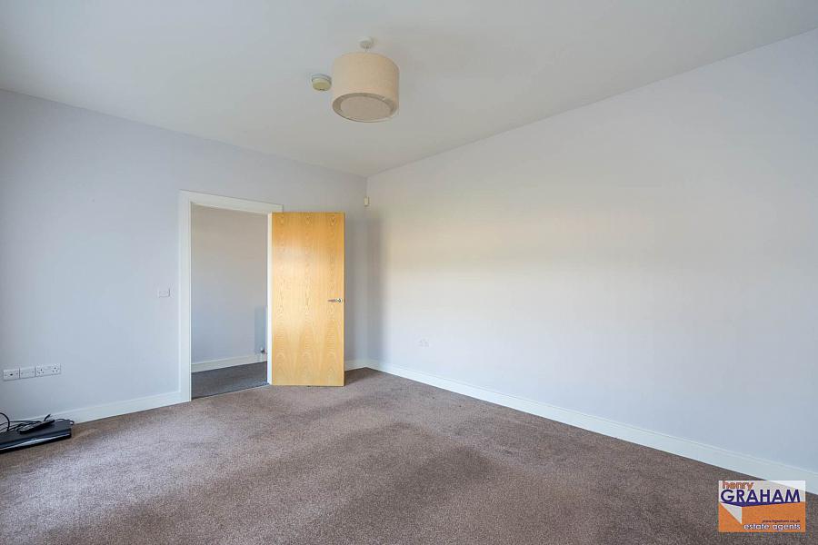 1 Ayrshire Square