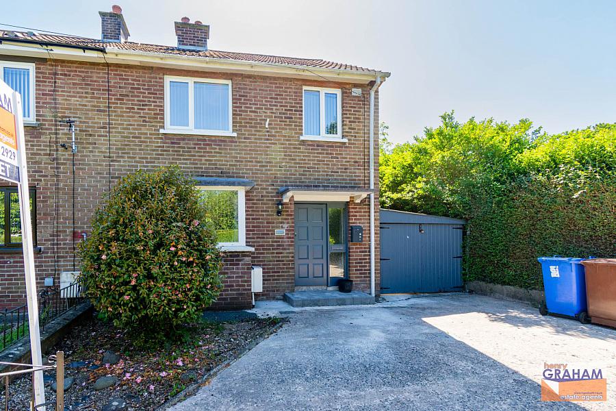 43 Delacherois Avenue,lisburn, BT27 4UA