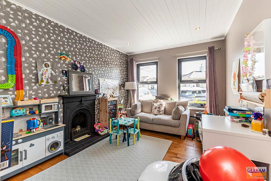 18a Lissue Road