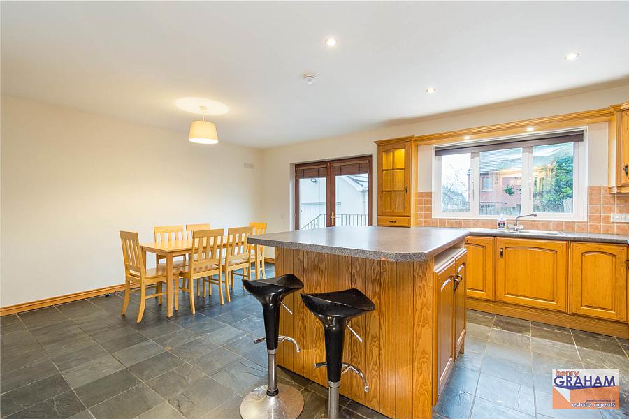 20 Drummond Brae