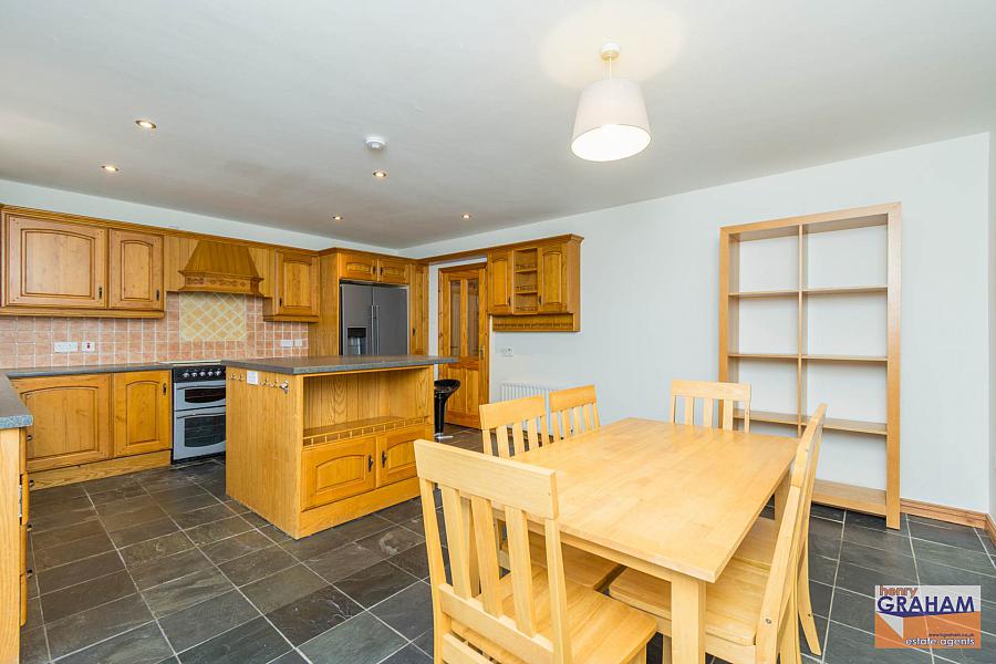 20 Drummond Brae