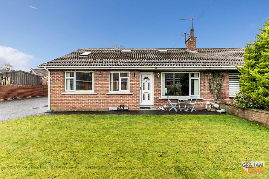 15 Thistlemount Park