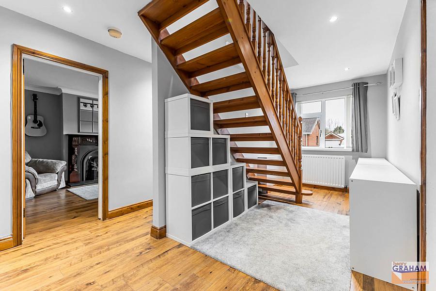 15 Thistlemount Park