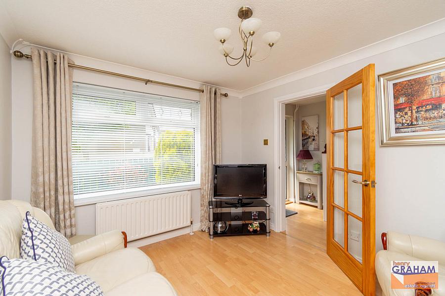 51 Manor Park