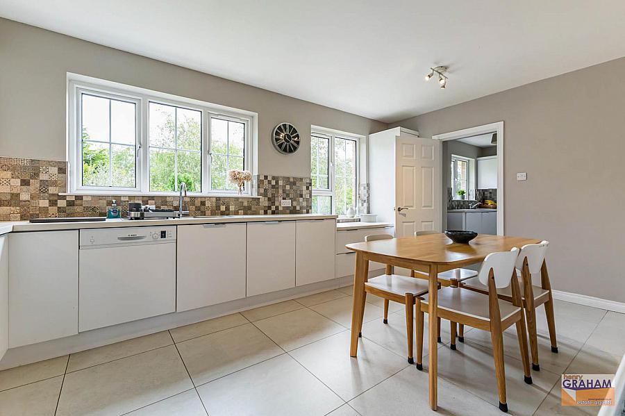 16 Thornhill Gardens