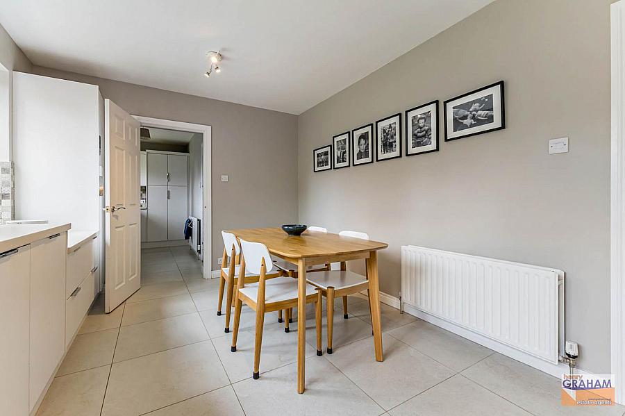 16 Thornhill Gardens