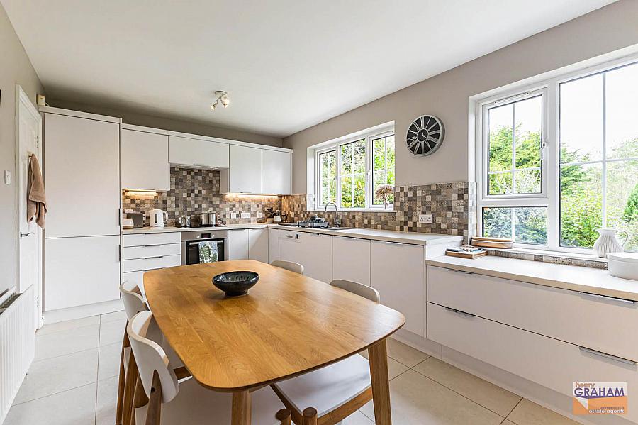 16 Thornhill Gardens