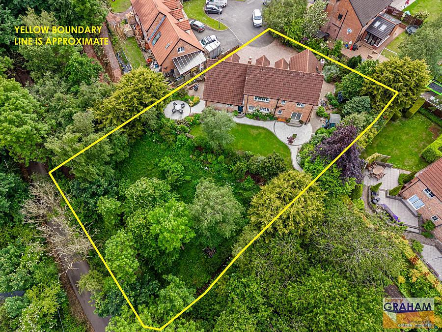16 Thornhill Gardens