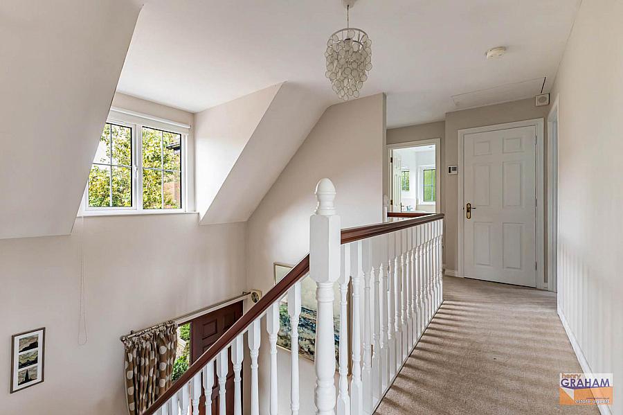 16 Thornhill Gardens