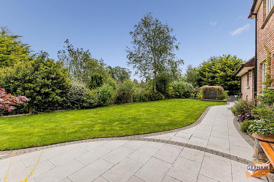 16 Thornhill Gardens
