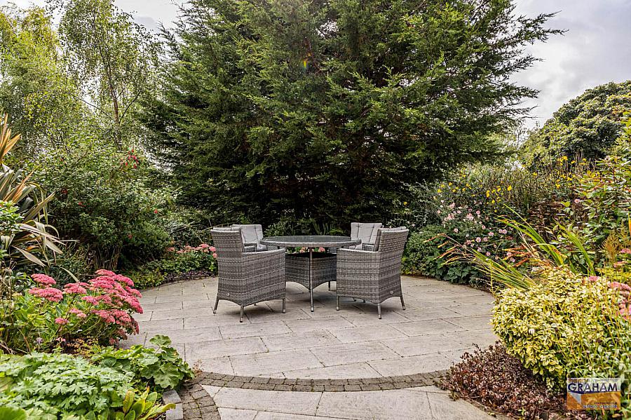 16 Thornhill Gardens
