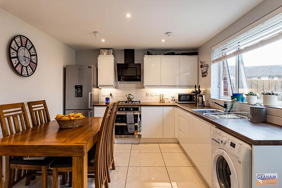 2 Killaney Avenue