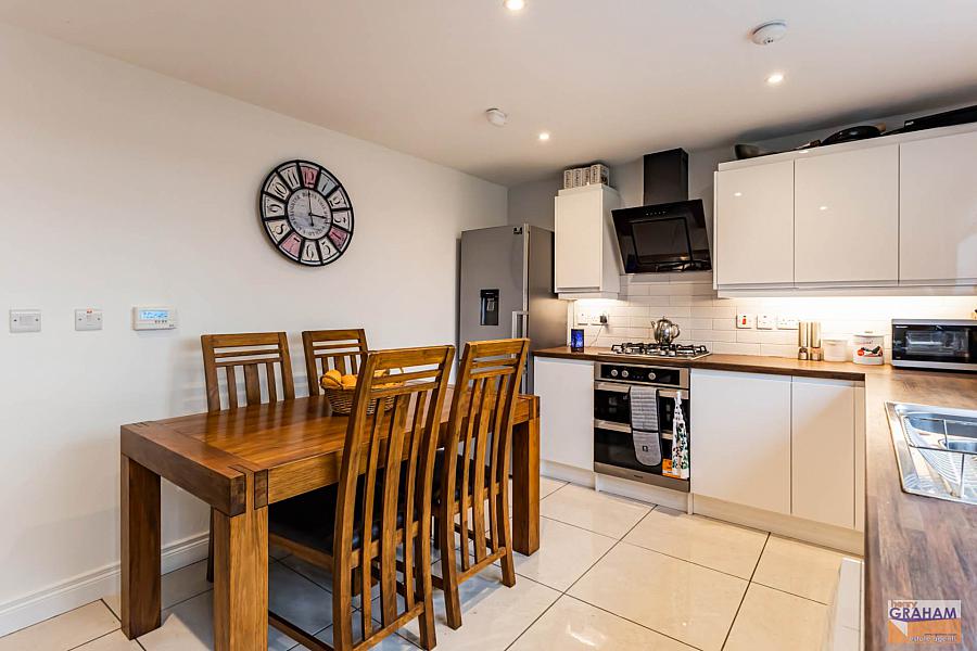 2 Killaney Avenue