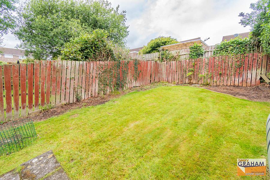 15 Glendun Park