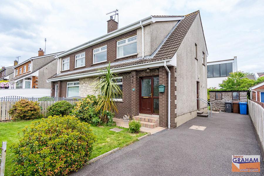 18 Oakdale