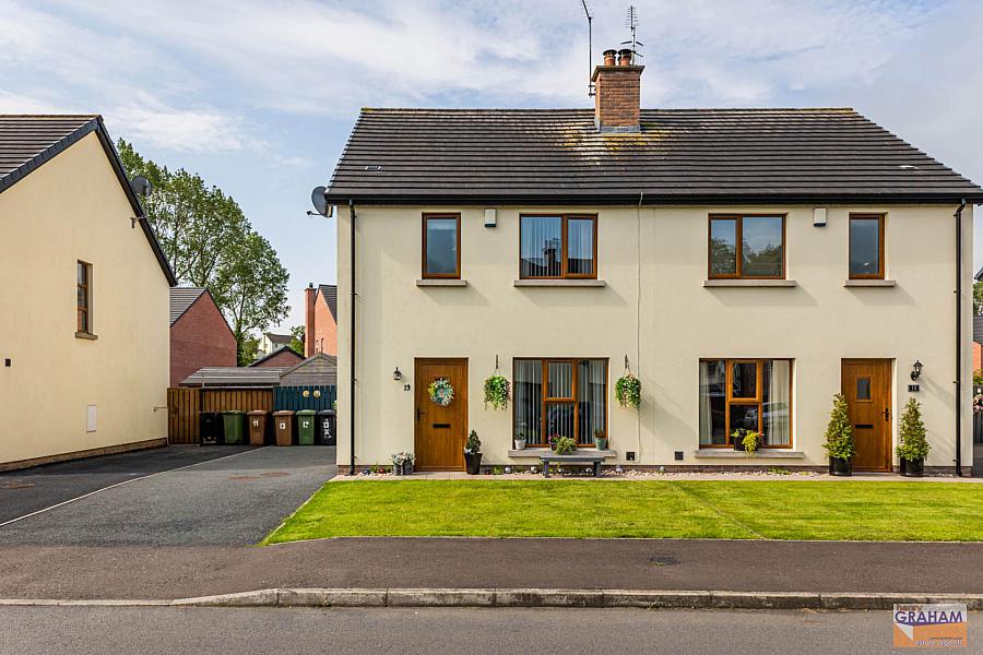 13 Nicholson Green