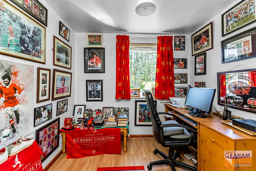 7 Glenmore Walk