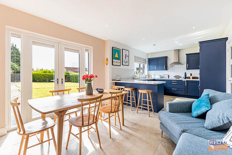 7 Greenvale