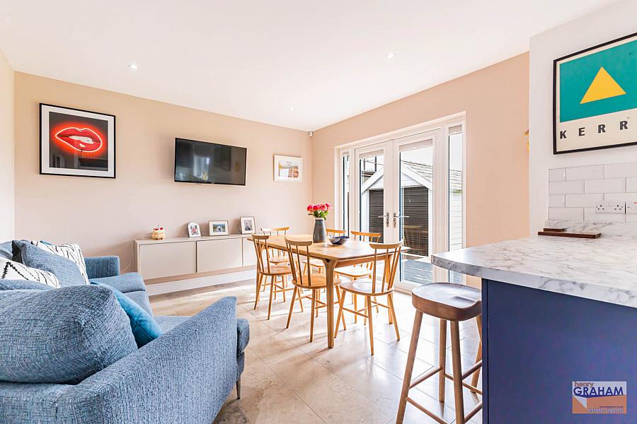 7 Greenvale