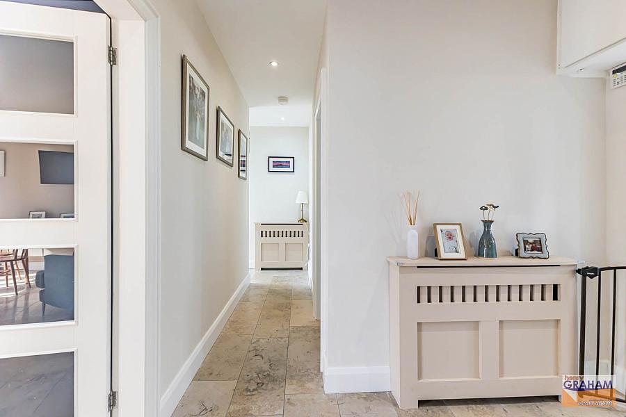 7 Greenvale