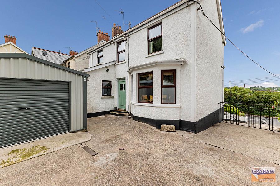 27 Hillsborough Road