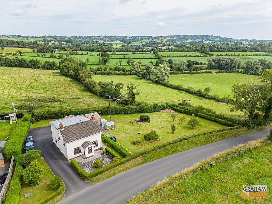 12 Mullaghcarton Road, Lisburn, BT28 2TE