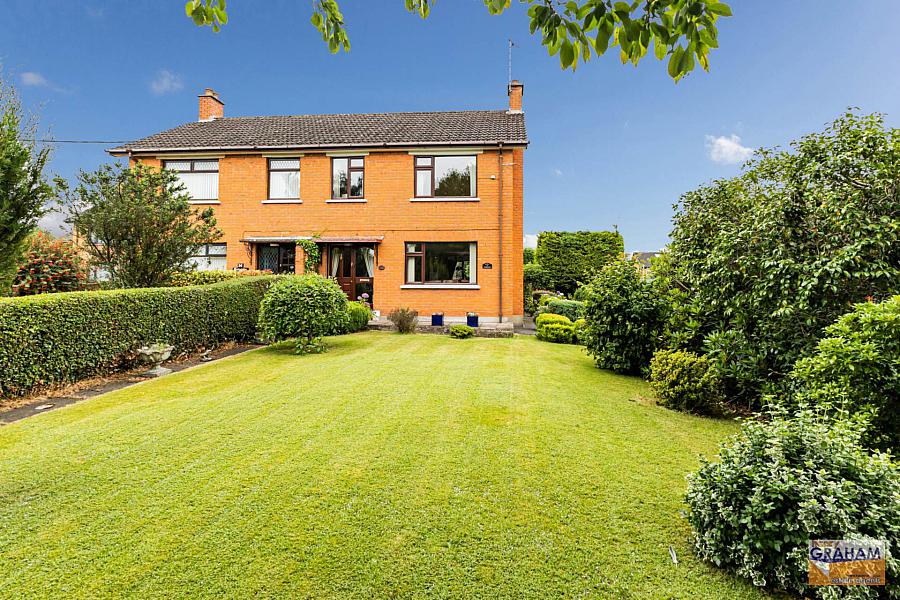 34 Ballinderry Road