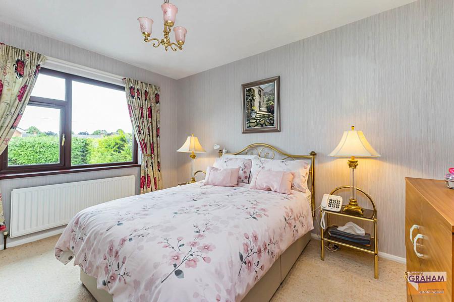 34 Ballinderry Road