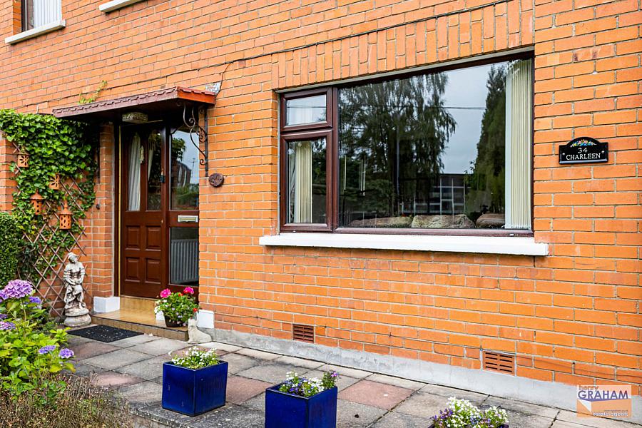 34 Ballinderry Road