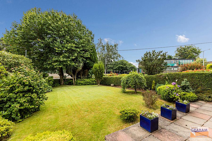 34 Ballinderry Road