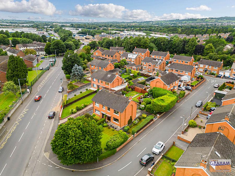 34 Ballinderry Road