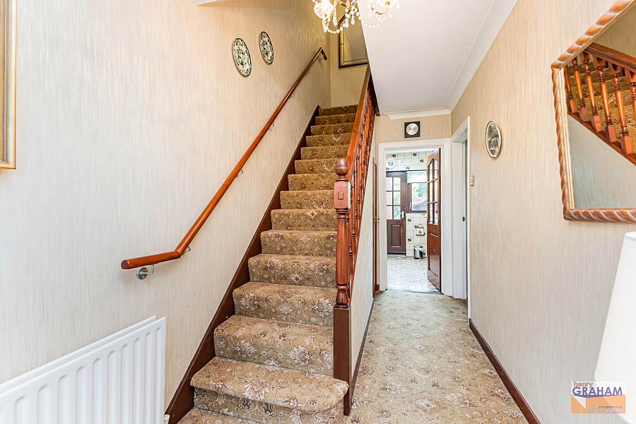 34 Ballinderry Road