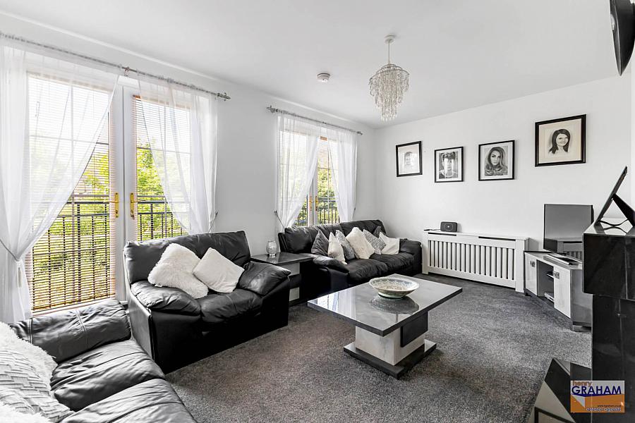 4 Holstein Crescent