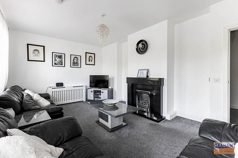 4 Holstein Crescent