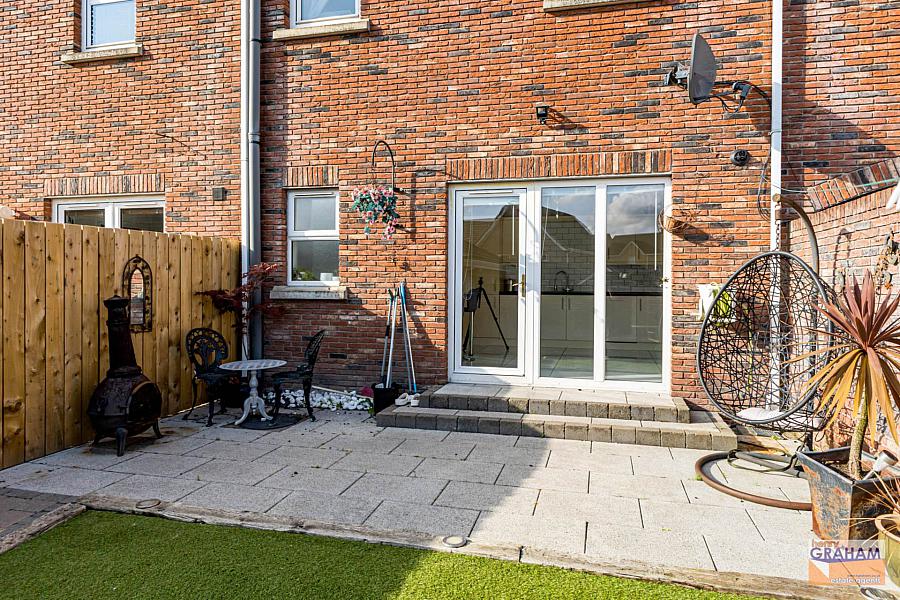 4 Holstein Crescent