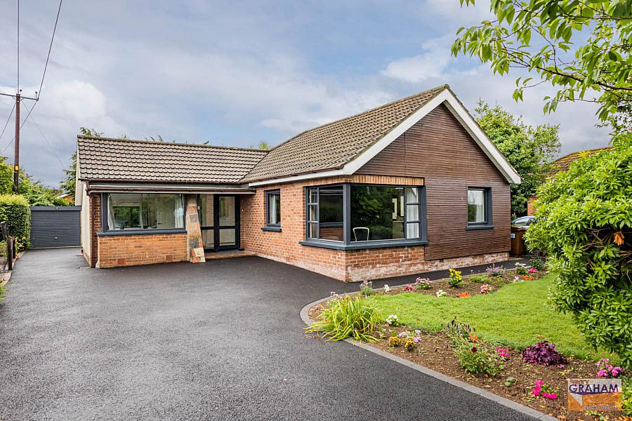 8 Sandyhill Avenue, Drumbeg, Belfast, BT17 9LT