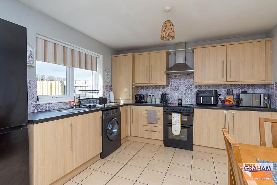 3 Rathvarna Heights