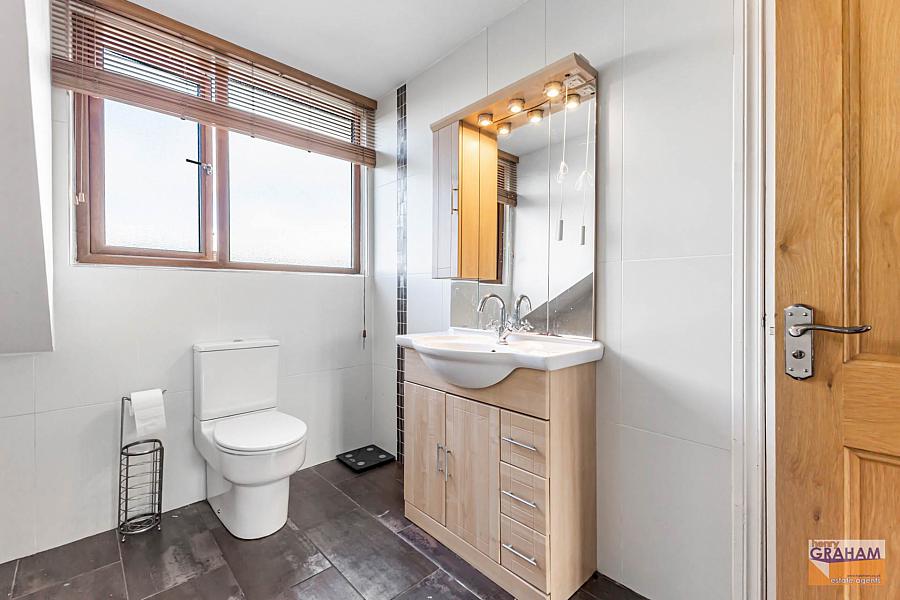 26 Riverdale