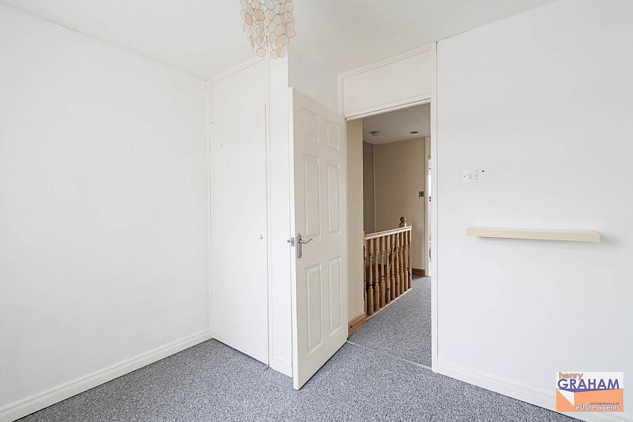 1 Manor Park