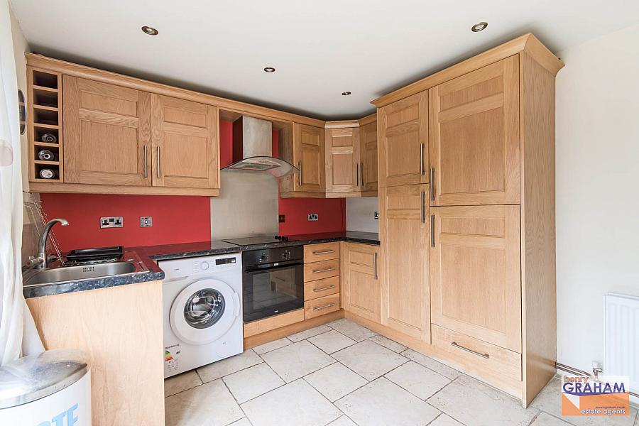 1 Manor Park