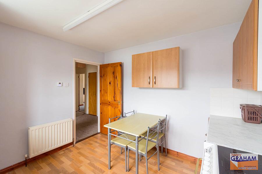 37 Hillview Park