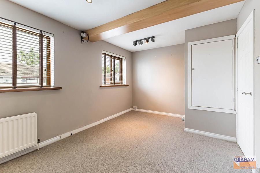 2A Fulmar Crescent