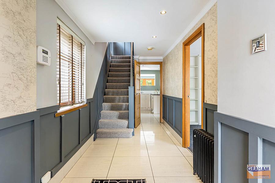 2A Fulmar Crescent