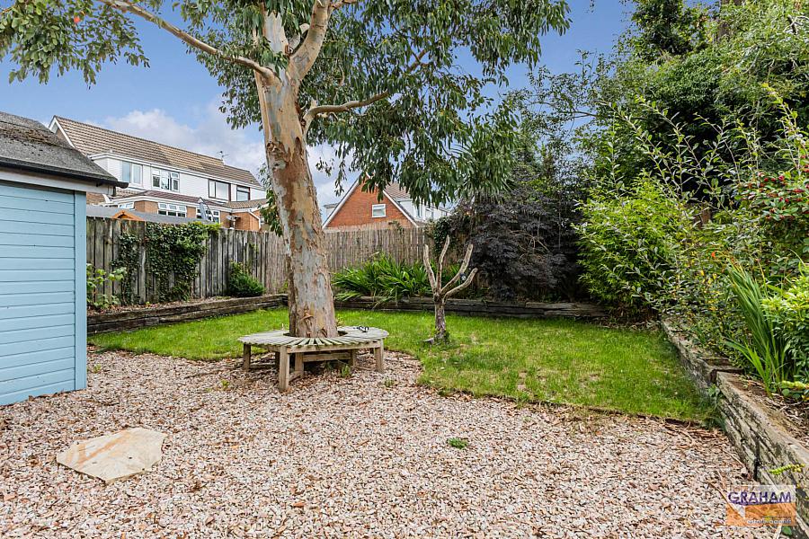 2A Fulmar Crescent