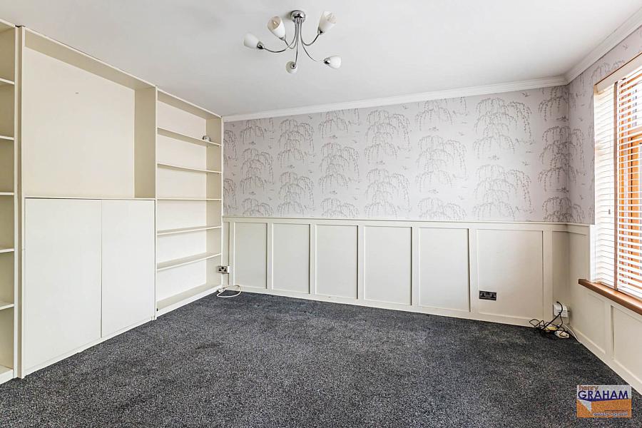 2A Fulmar Crescent
