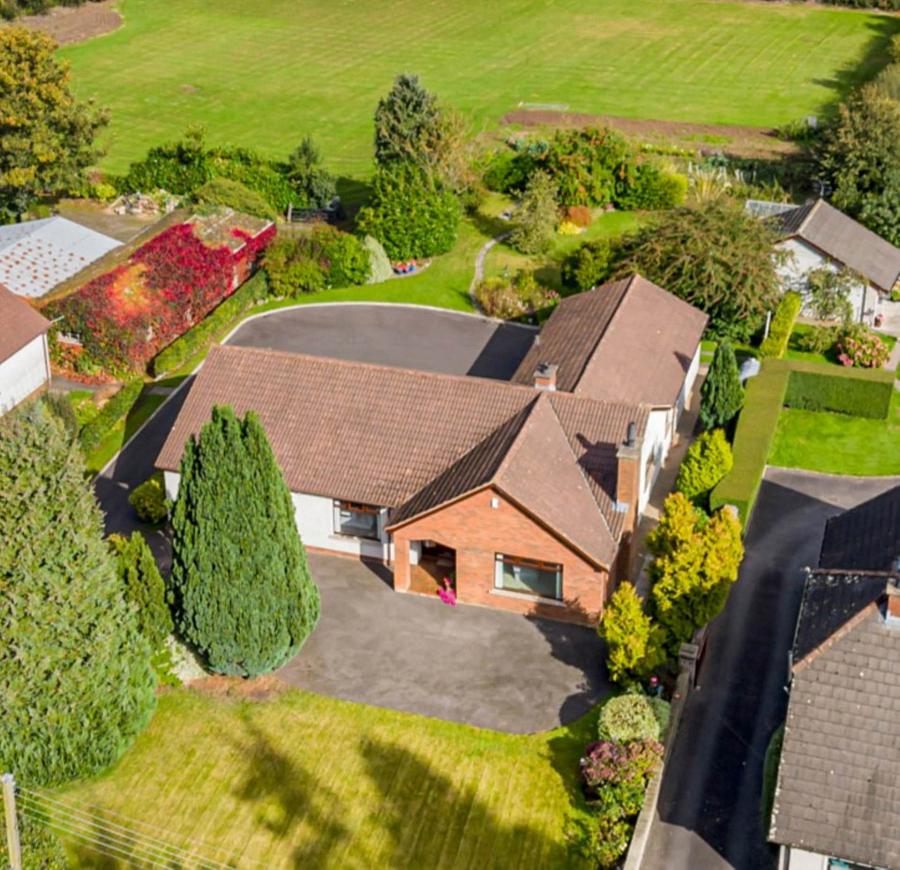 55 Eglantine Road
