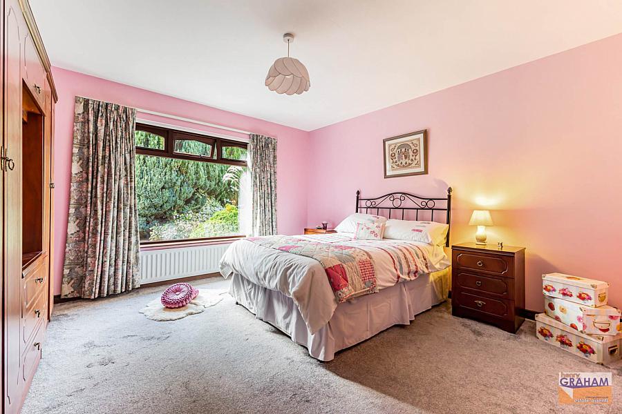 55 Eglantine Road