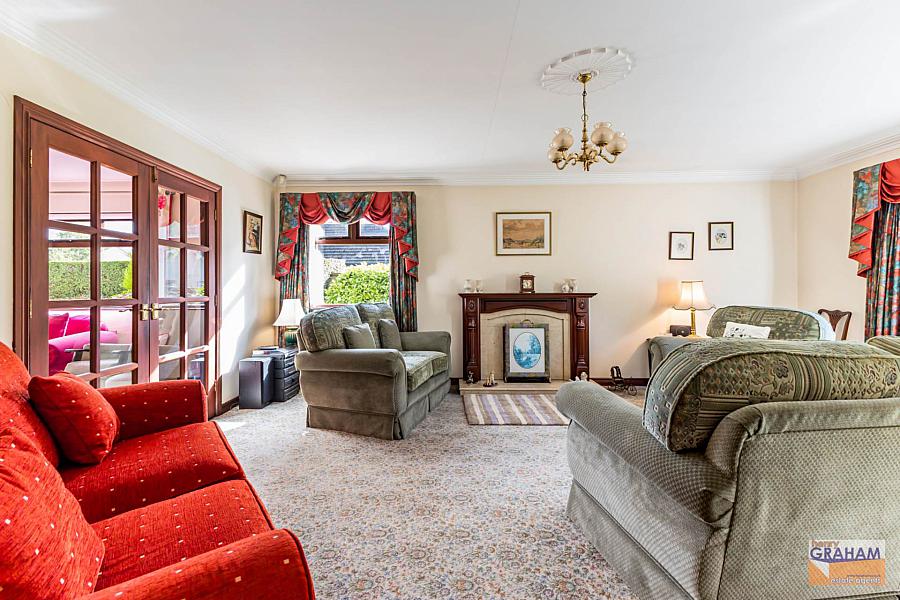 55 Eglantine Road