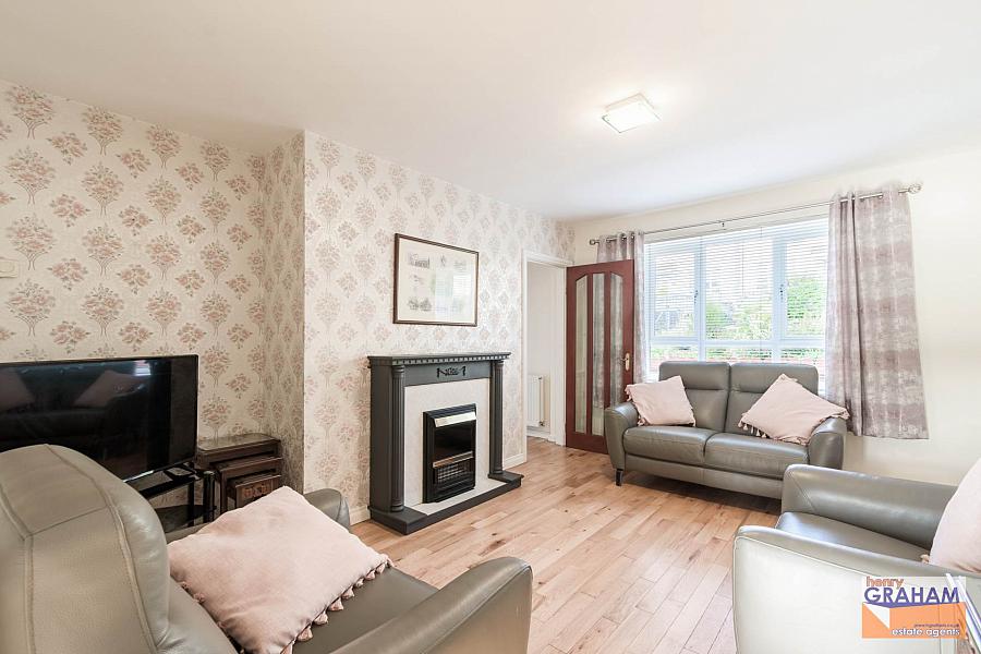 7 Cypress Close
