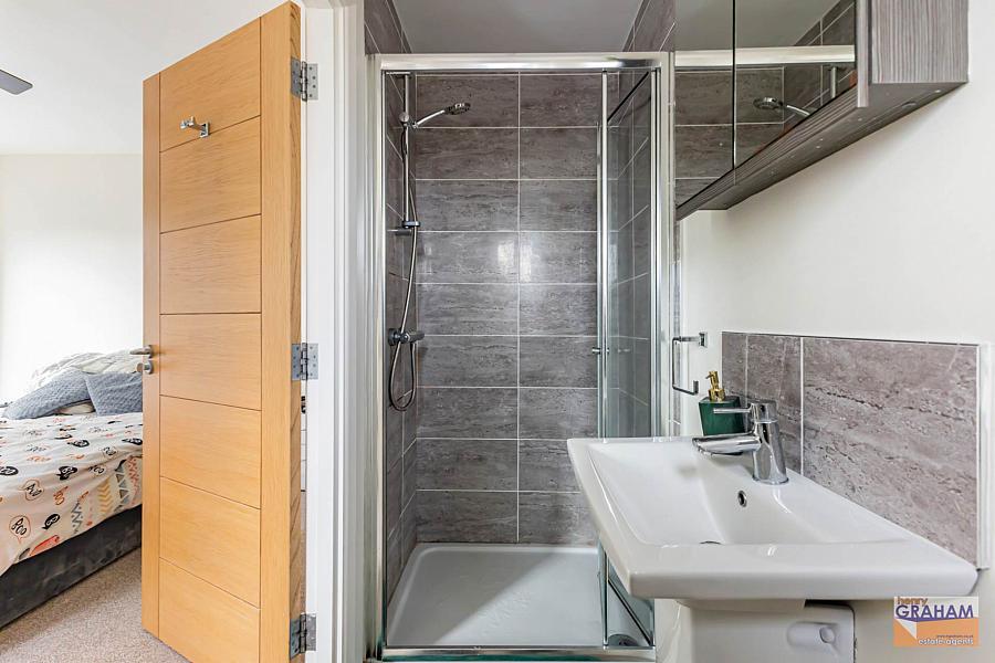 Apartment 4 21 Quay Meadows